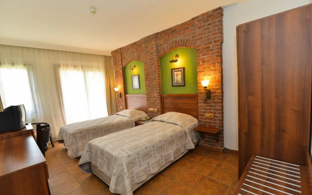 Natur-Med Hot Springs and Health Resort