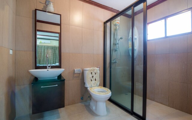 Baan Muang Pool Villa