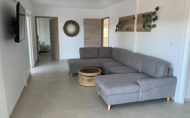 Nakolodge 3 chambres -piscine / jardin privés