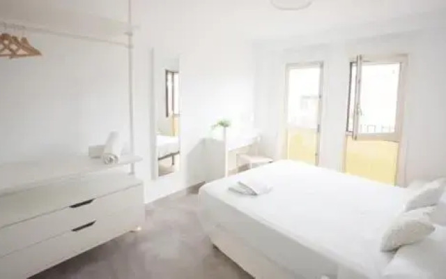 APARTAMENTOS MAYOR by BE ALICANTE