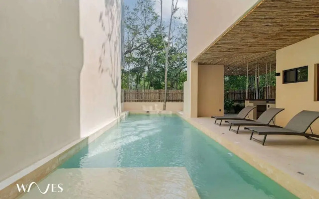 Spacious 3 Br. W/private Pool Exclusive Gym