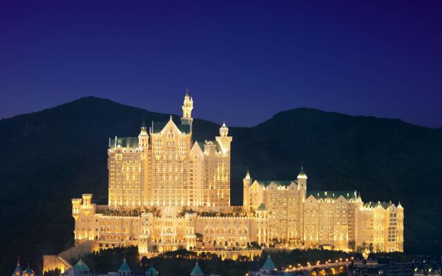 The Castle Hotel, a Luxury Collection Hotel, Dalian