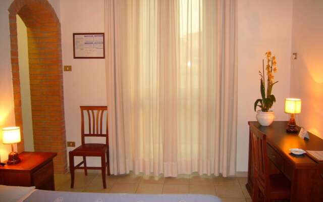 Hotel Giardino - Follonica