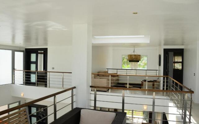 Villa Oceanfront Beach Access And Swim Pool Samana