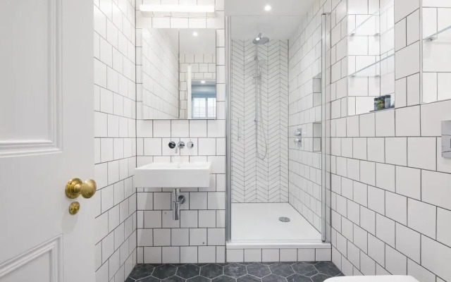 Hausd - Leicester Square