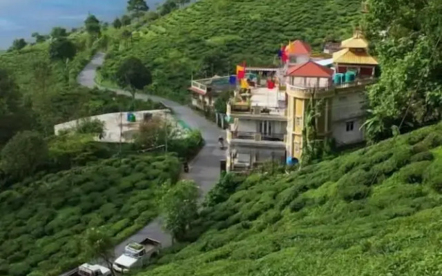 Traditional Hotel And Restaurant