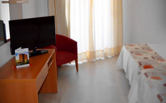 Medsur-Alone Hotel