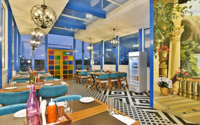 Hotel Infa