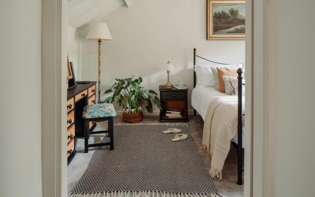 The Stables - Charming 15th-century Rural Bolthole