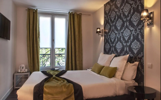 Hotel B Square