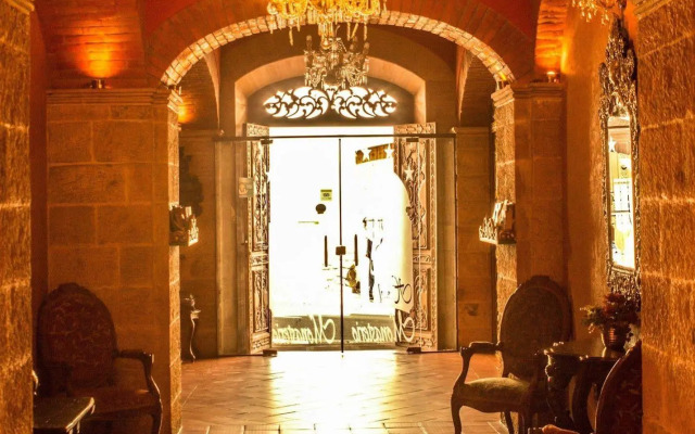 Hotel Monasterio