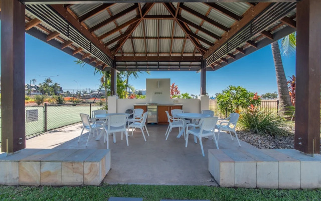 Marina Dreams - Airlie Beach