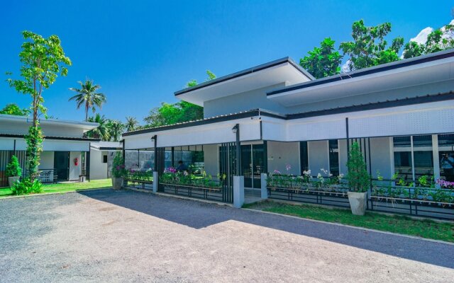 Runya Poolvilla by OYO Rooms