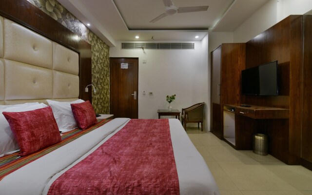 Hotel Yuvraj Deluxe