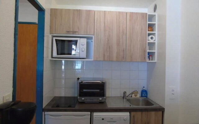 Lou Services Apartment THA16 LSI 001