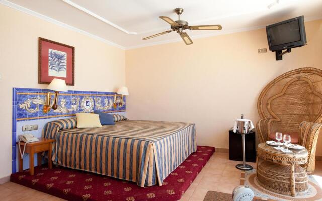 Playavera Hotel - Naturist Friendly