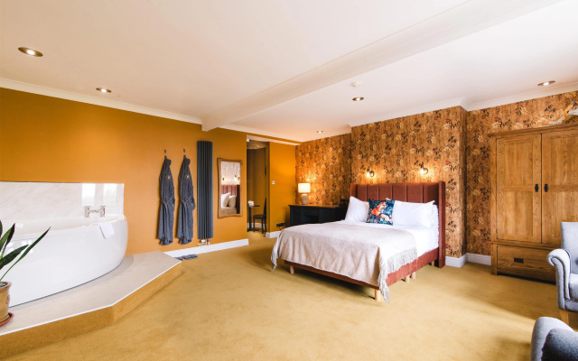Cricklade House Hotel, Sure Hotel Collection by Best Western
