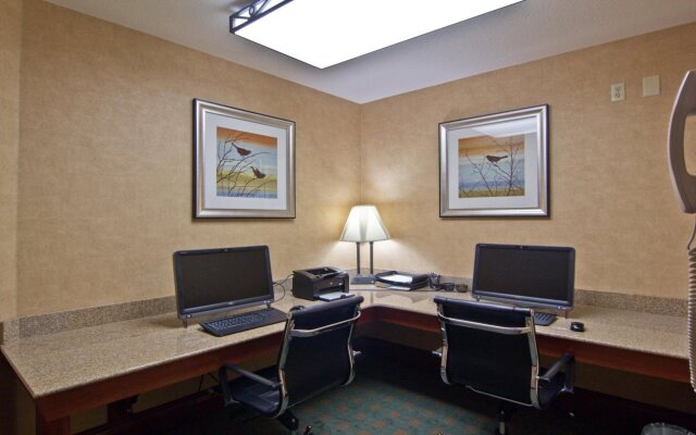 Comfort Inn & Suites