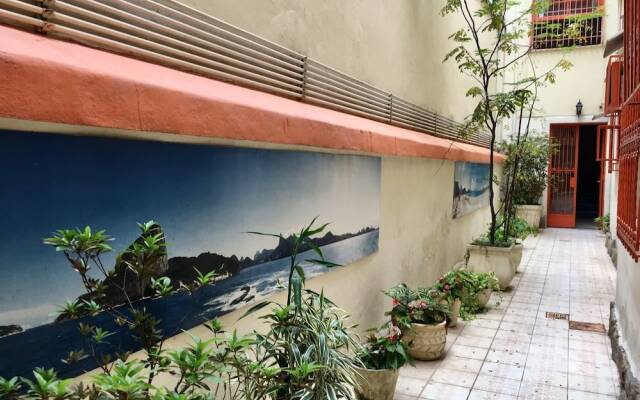 Leblon 2 Quartos 500 Metros da Praia