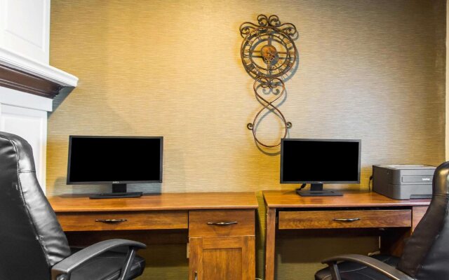 Sleep Inn & Suites Pleasant Hill - Des Moines