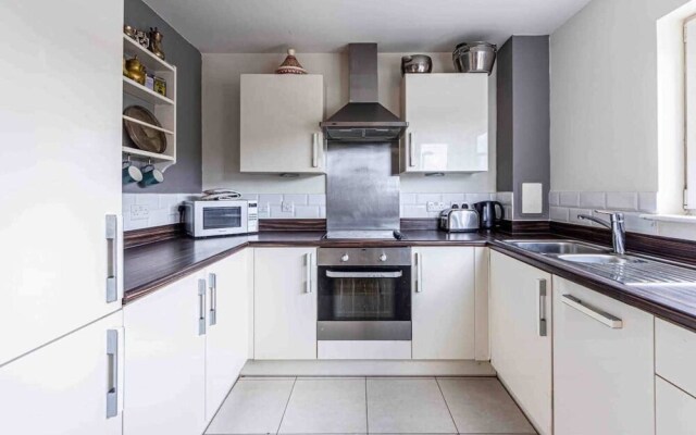 Lovely 2 Bedroom Apartment in Bermondsey