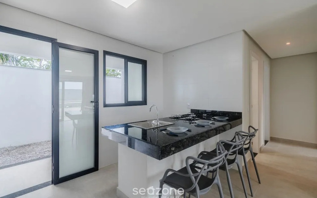 Apartments With Swimming Pool 700m From Taperapuan Beach Nvm0009