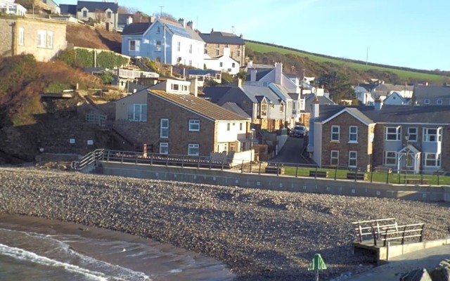 Pendyffryn Manor Bed & Breakfast