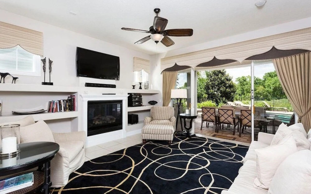 RVH_002 The Sunshine House