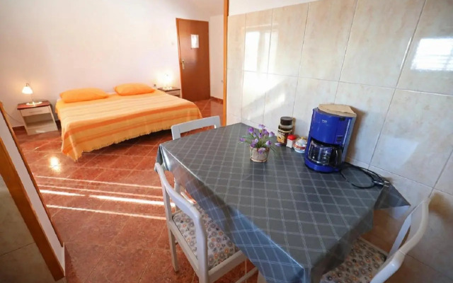 Studio Apartments Pavin