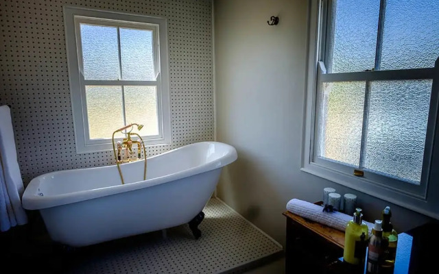 Vrisch Gewagt Boutique Self-Catering Olive Farm