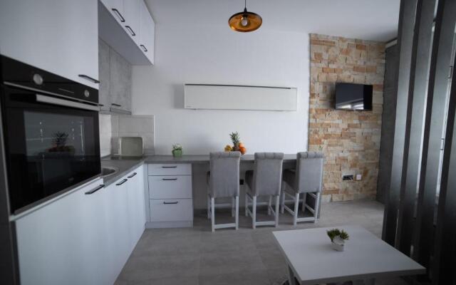 NLux 10 Apartment
