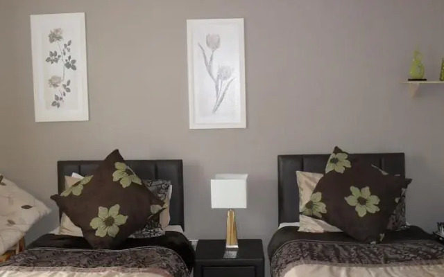 Maple Tree Guesthouse