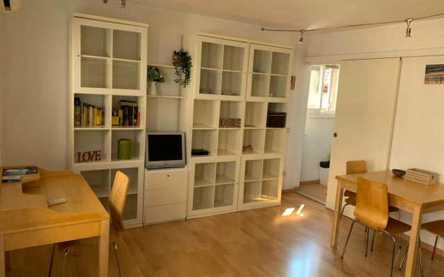 REGINA - ROMANTIC STUDIO near RIALTO