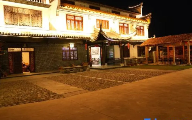 Yuxian Huixiang Qingyuan Homestay (Taohuatan Scenic Area Branch)