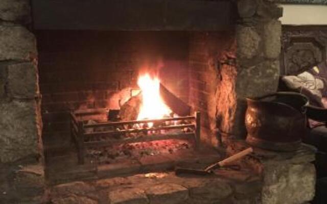 The Crown Country Inn