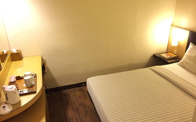 Tjiang Residence – Guest Rooms – Semarang