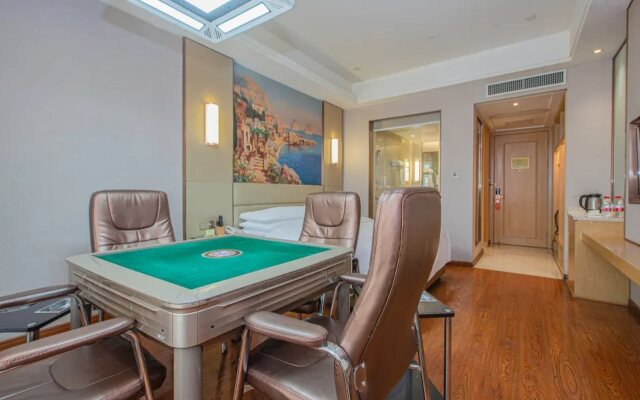 Vienna International Hotel (Nanchang Qingshan Lake Wanda Plaza)