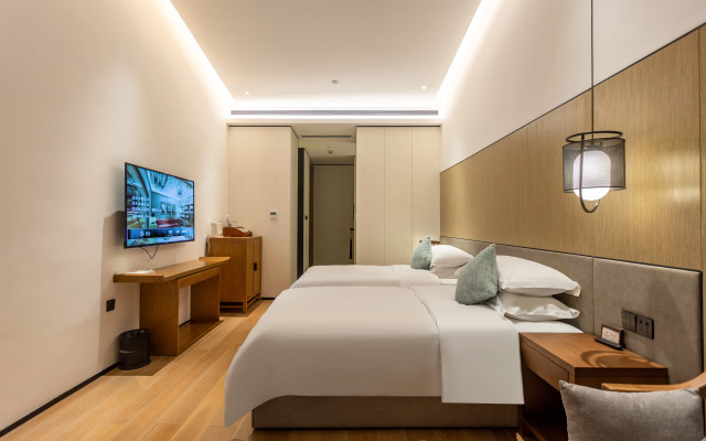 Yinju Jingde Art Hotel