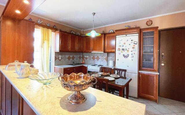 WSD Luxury Cozy 2BD Apt with study & City View Balcony