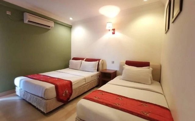 Maya Hotel