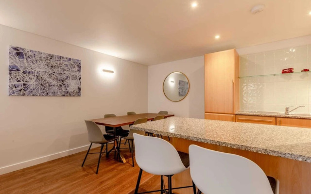 Modern And Spacious 2 Bedroom in Central London