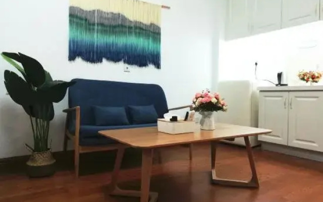 Shanghai Bubble Apartment (Songjiang University Town Subway Station)