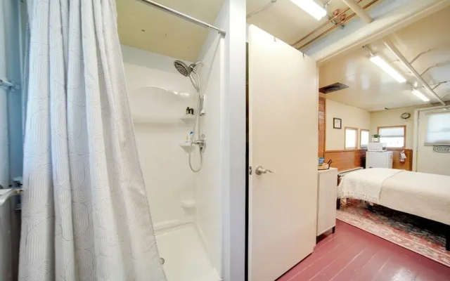 'red NY Central,' Converted Railcar in Dubois!