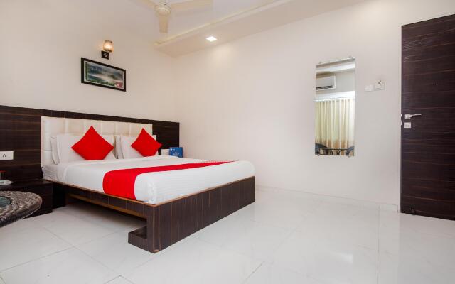 OYO 4083 Hotel Alfa Grand