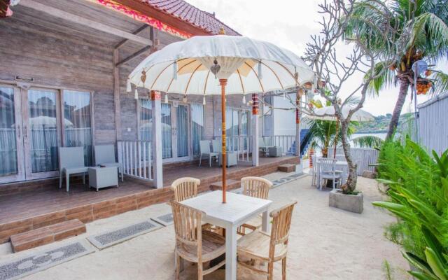 The Waterfront Beach House