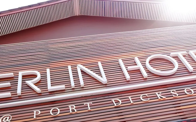 Merlin Hotel