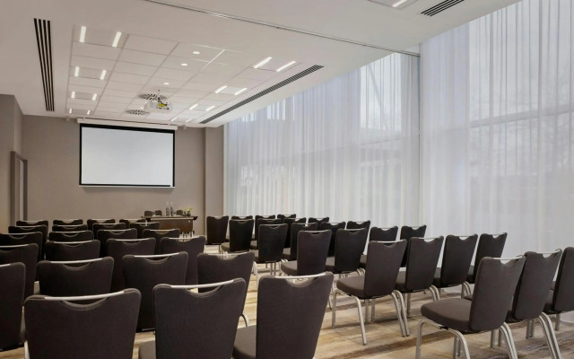 Sheraton Amsterdam Airport Hotel and Conference Center