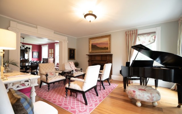 34 State Historic Luxury Suites