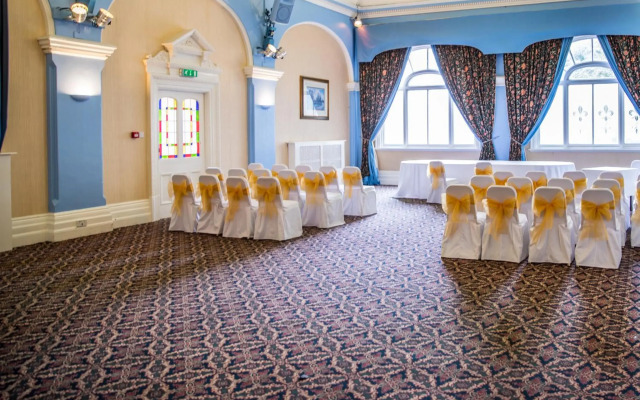 Castle Hotel