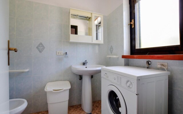 Stunning Home in Roseto Capo Spulico With 4 Bedrooms